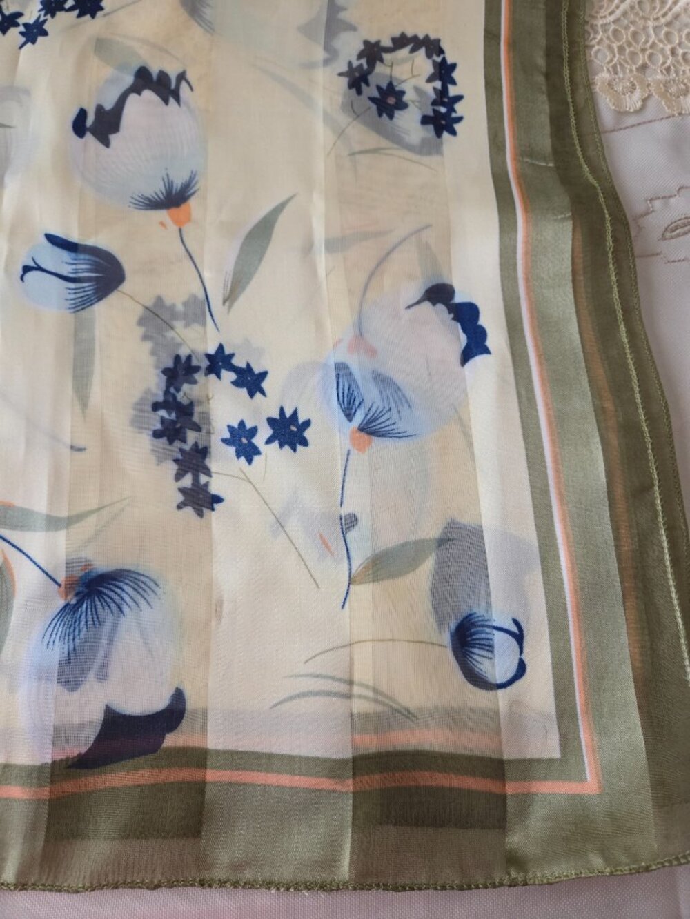 Vintage Spring Scarf - Picture 2 of 6